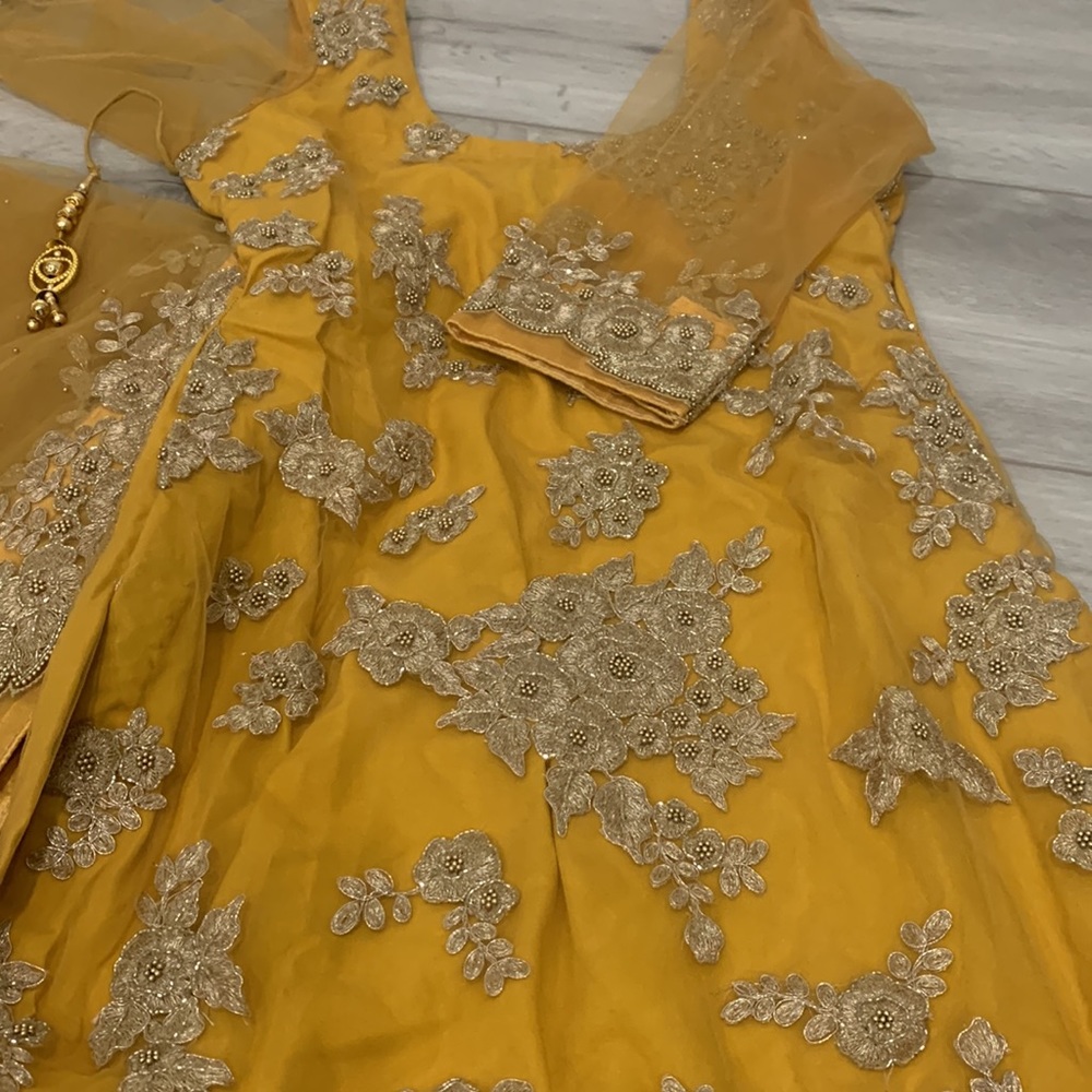 Indian/ Pakistani Salwar suit - Picture 5 of 6